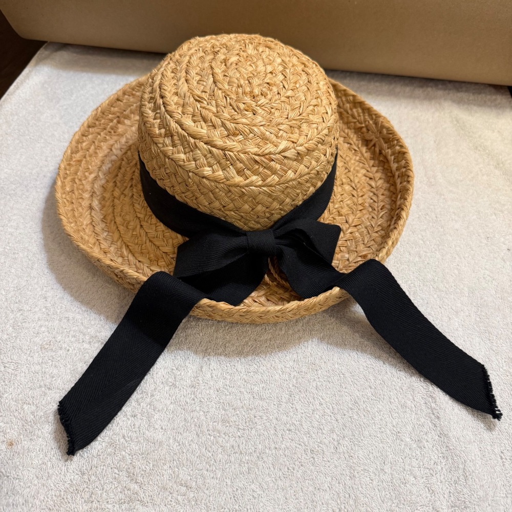 Helen Kaminski Raffia Boater Hat Black Grosgrain Ribbon Bow Tan Straw Sun Hat